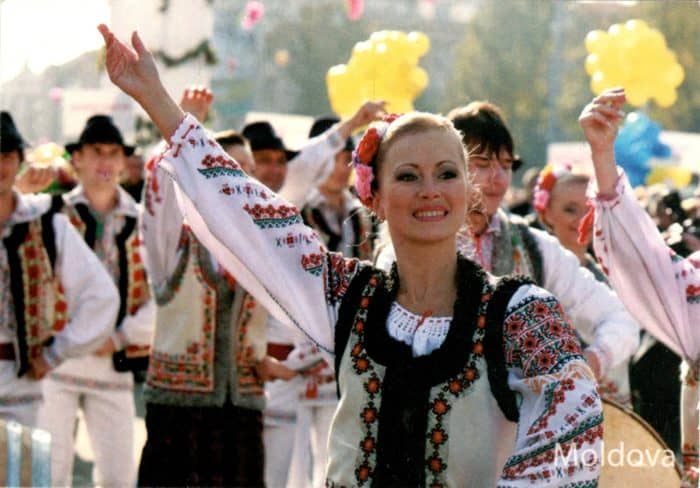 IN MOLDAVIA PER LA FESTA DEL VINO - immagine 8