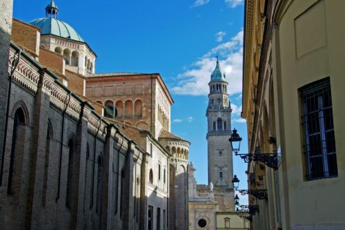 Arte, cibo e motori in Emilia