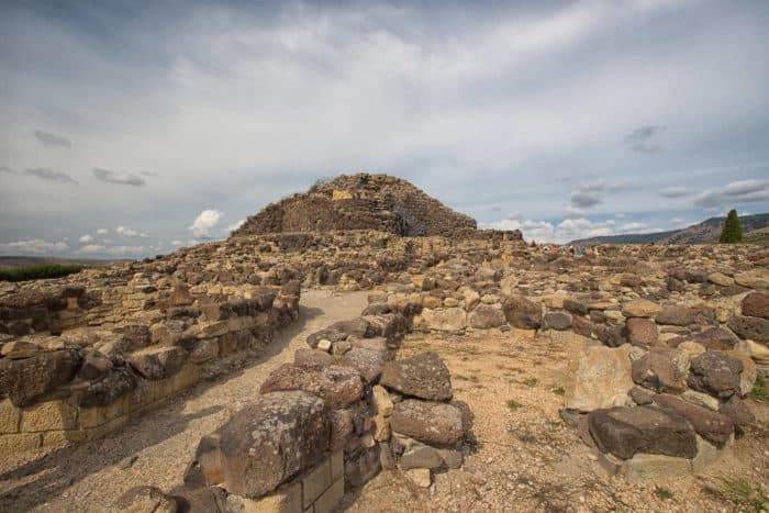 SARDEGNA, TRA PAESAGGI, STORIA E TRADIZIONE - immagine 4