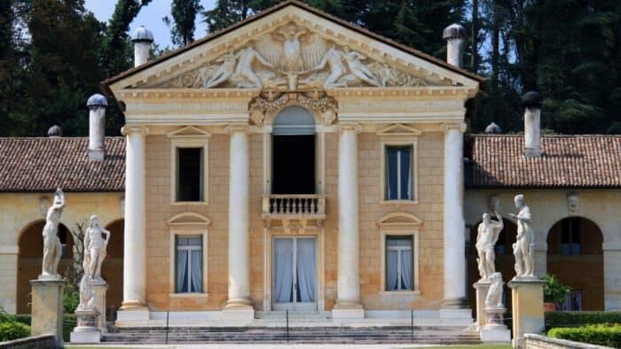 TOUR CANOVA - immagine 4
